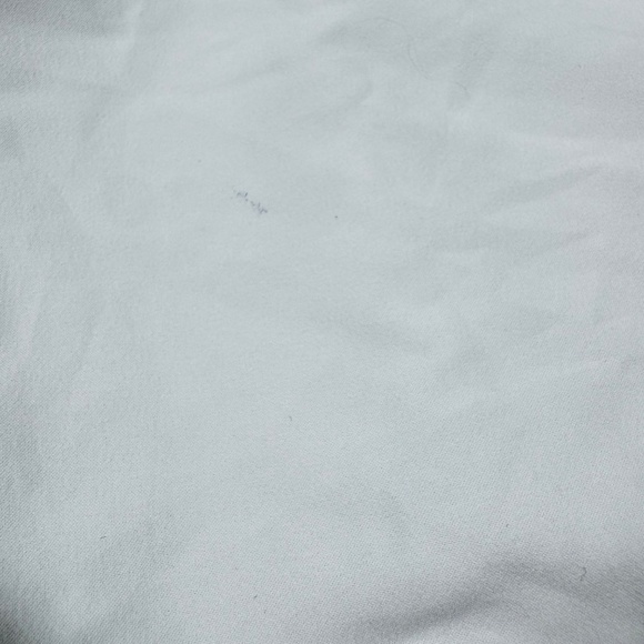 Under Armour Women’s XL White HeatGear Shorts Athletic Loose Fit Pockets - Picture 7 of 12